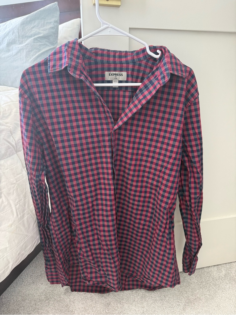 Express button down - Picture 1 of 3